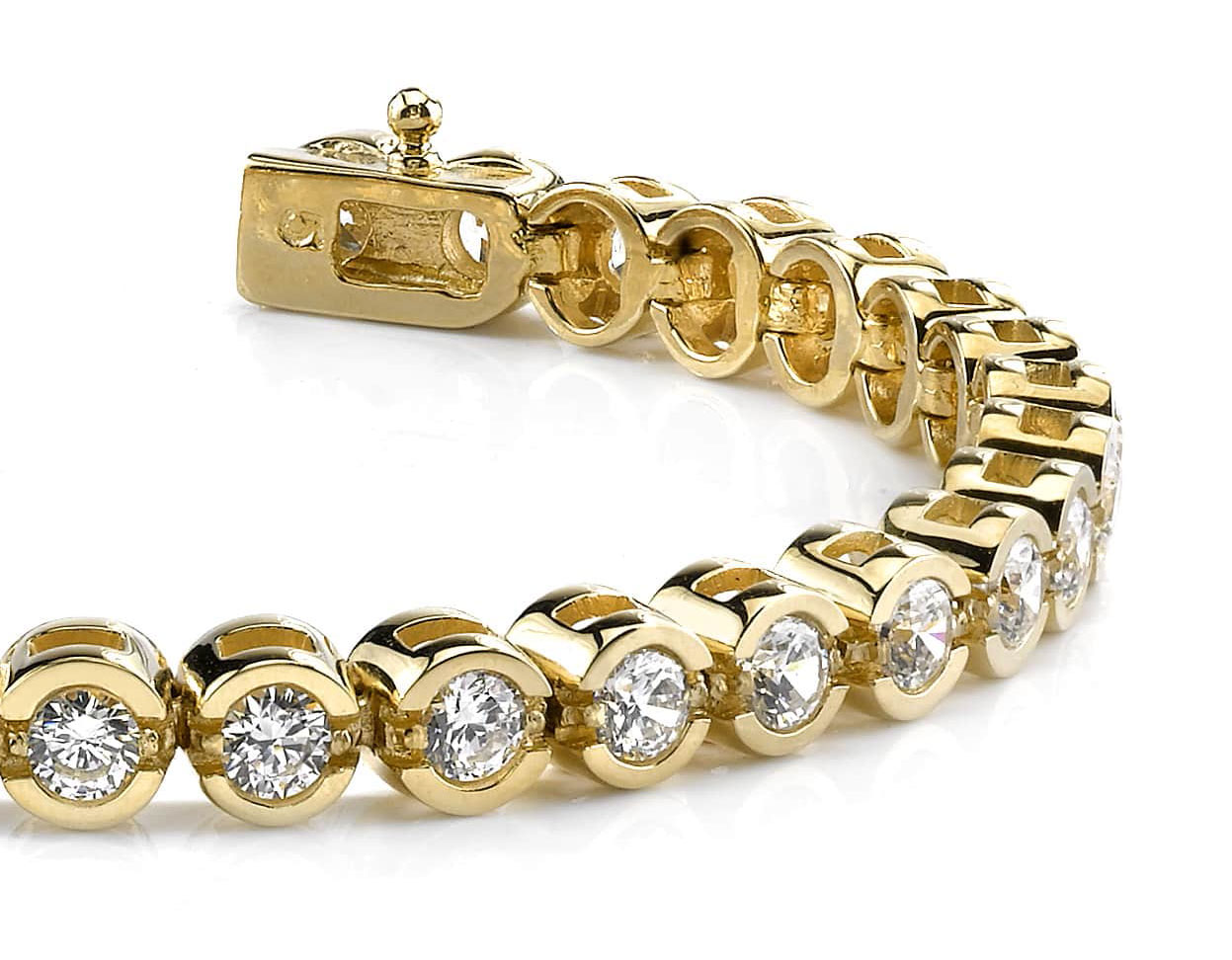 15 Stunning Designs of Diamond Bracelets for Men and Women