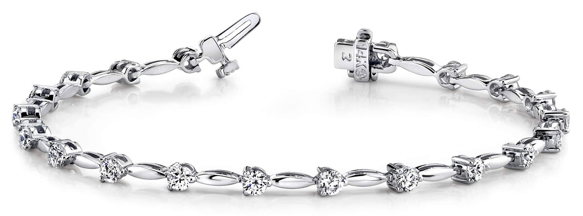 Shop Diamond Bracelets For Women In UAE | La Marquise